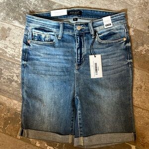 High Waist Cuffed Bermuda Shorts